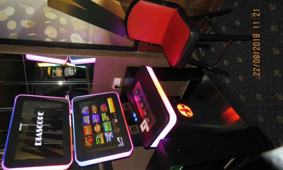 2018-8-23-1249foto bar 13.JPG